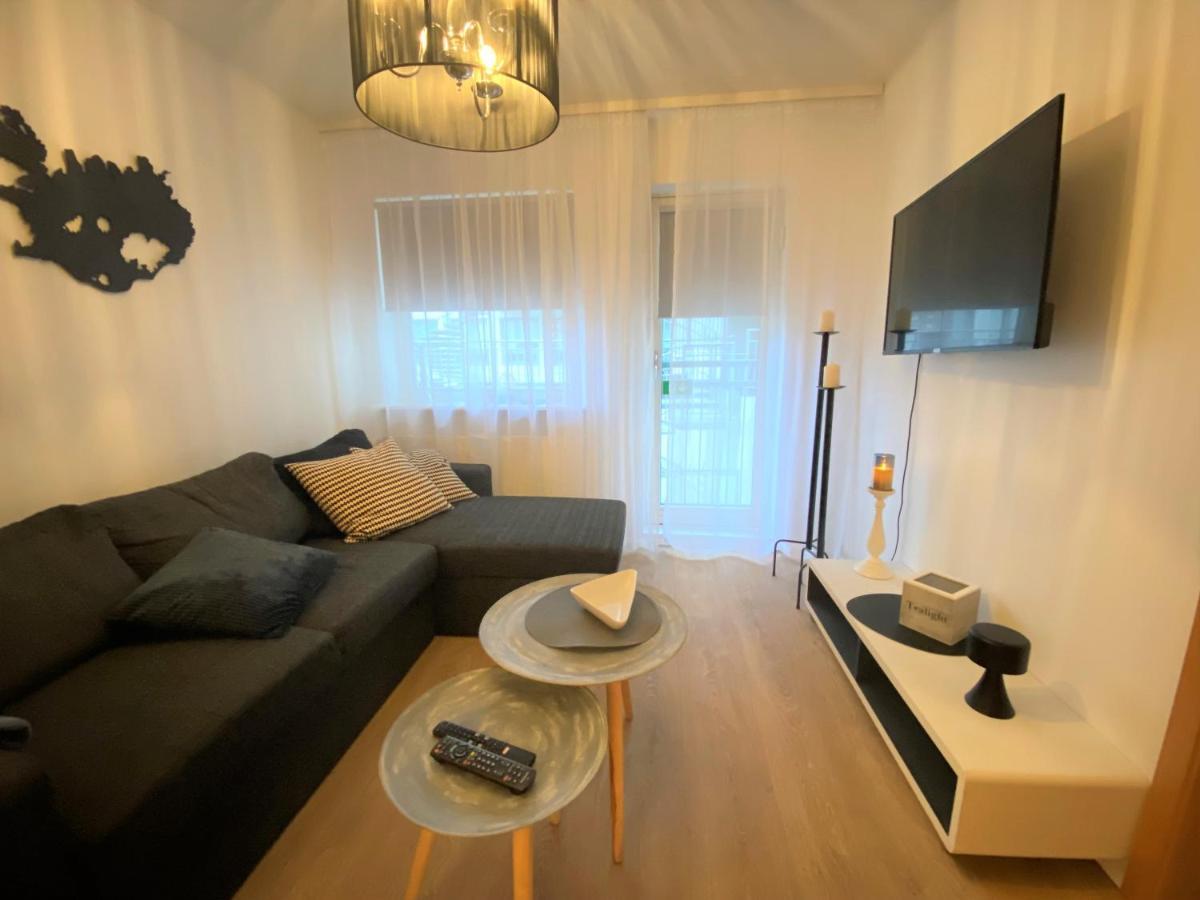 Hafnarstraeti 100, Downtown Apartment Ακουρέιρι Εξωτερικό φωτογραφία